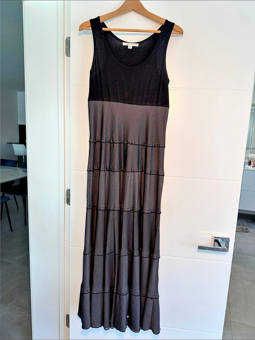 Karen by Karen Kane Tiered Maxi Dress in Black. Size Medium Like New